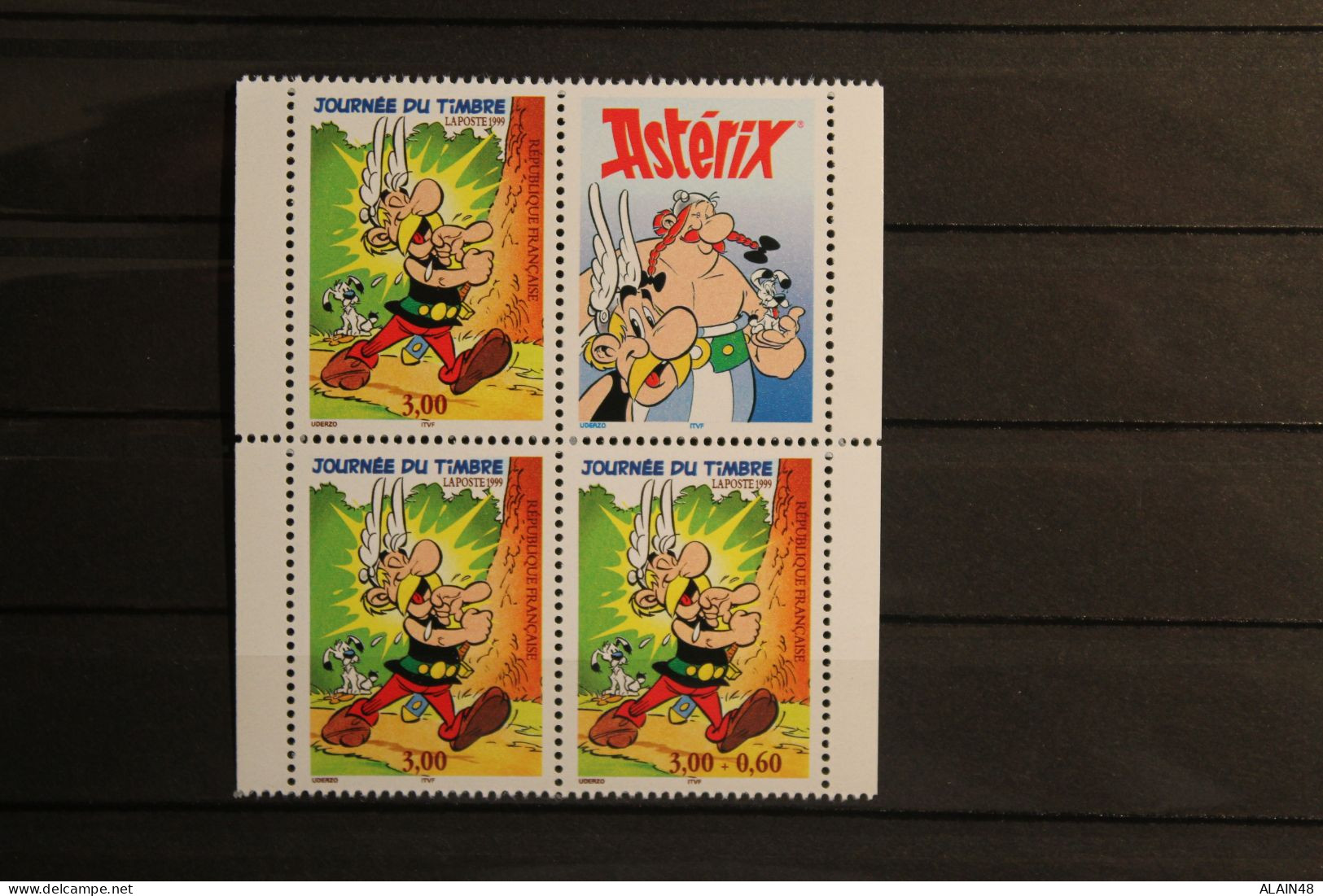 FRANCE 1999 N°3225a + N°3226 + N°3225a Avec Vignette Haut Du Carnet JOURNEE  DU TIMBRE ASTERIX NEUF** TB - Ungebraucht