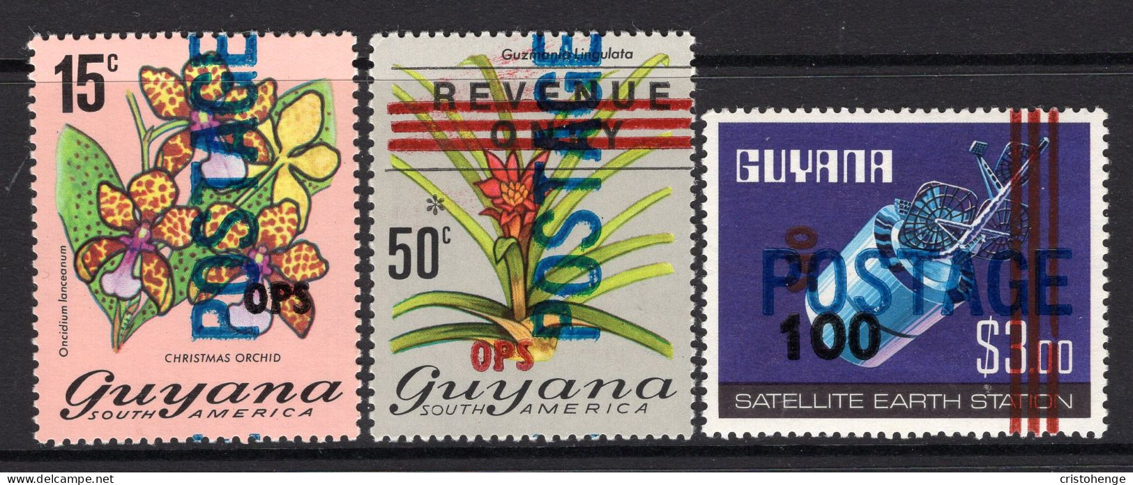 Guyana 1982 Official Stamps Overprinted POSTAGE Set HM (SG 1009-1011) - Guyana (1966-...)