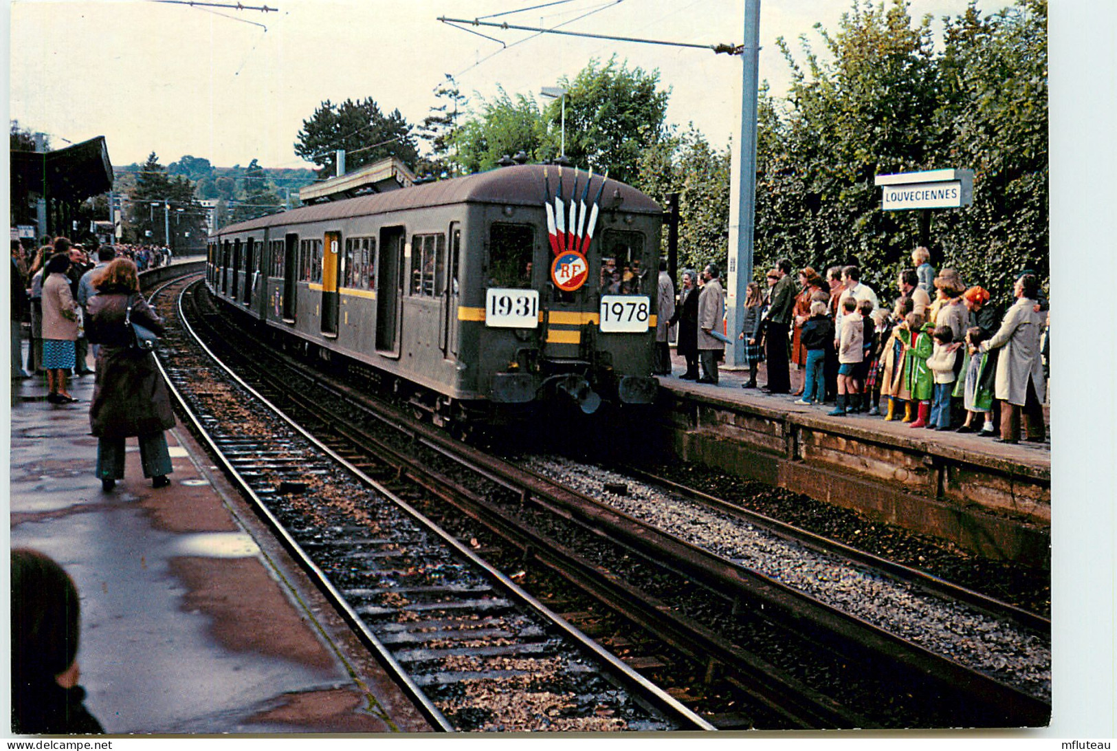 78* LOUVECIENNES  Gare   (CPM 10x15 Cm)                                       MA51-0715 - Louveciennes