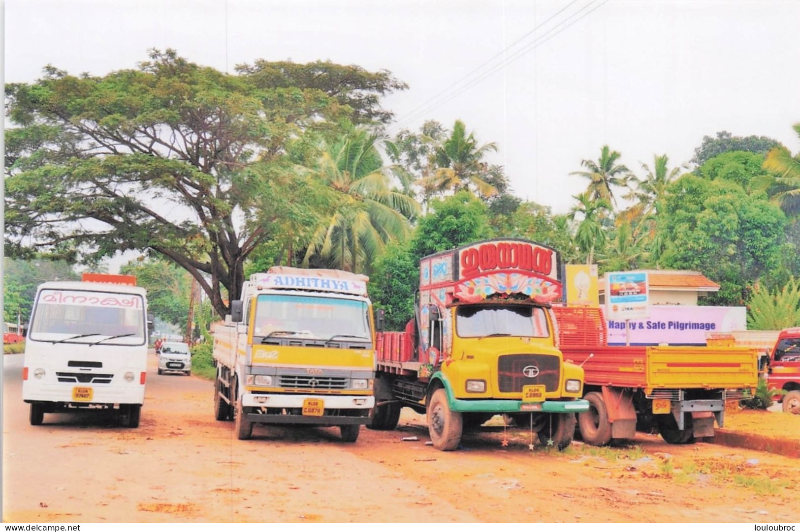 DIVERS CAMIONS INDE DU SUD PRES DE KOCHI PHOTO 17 X 11 CM R3 - Automobiles