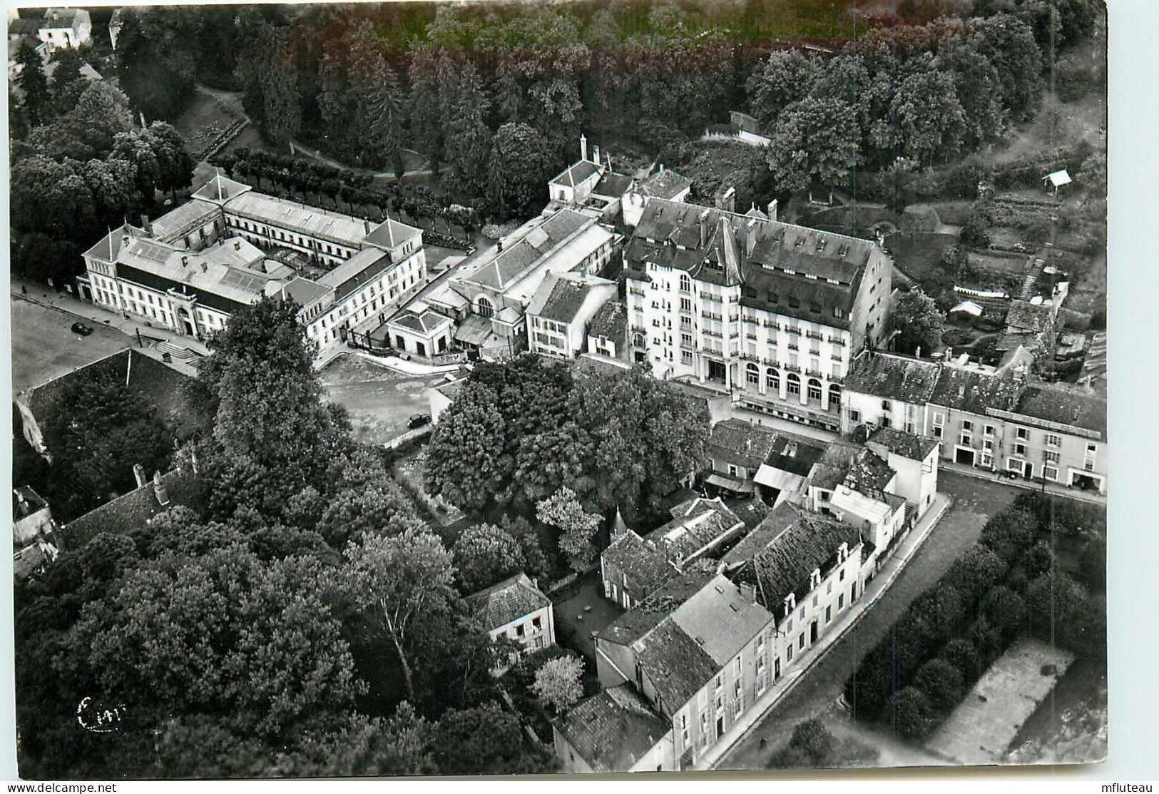 52* BOURBONNE LES BAINS  (CPM 10x15cm)                                      MA58-0651 - Bourbonne Les Bains