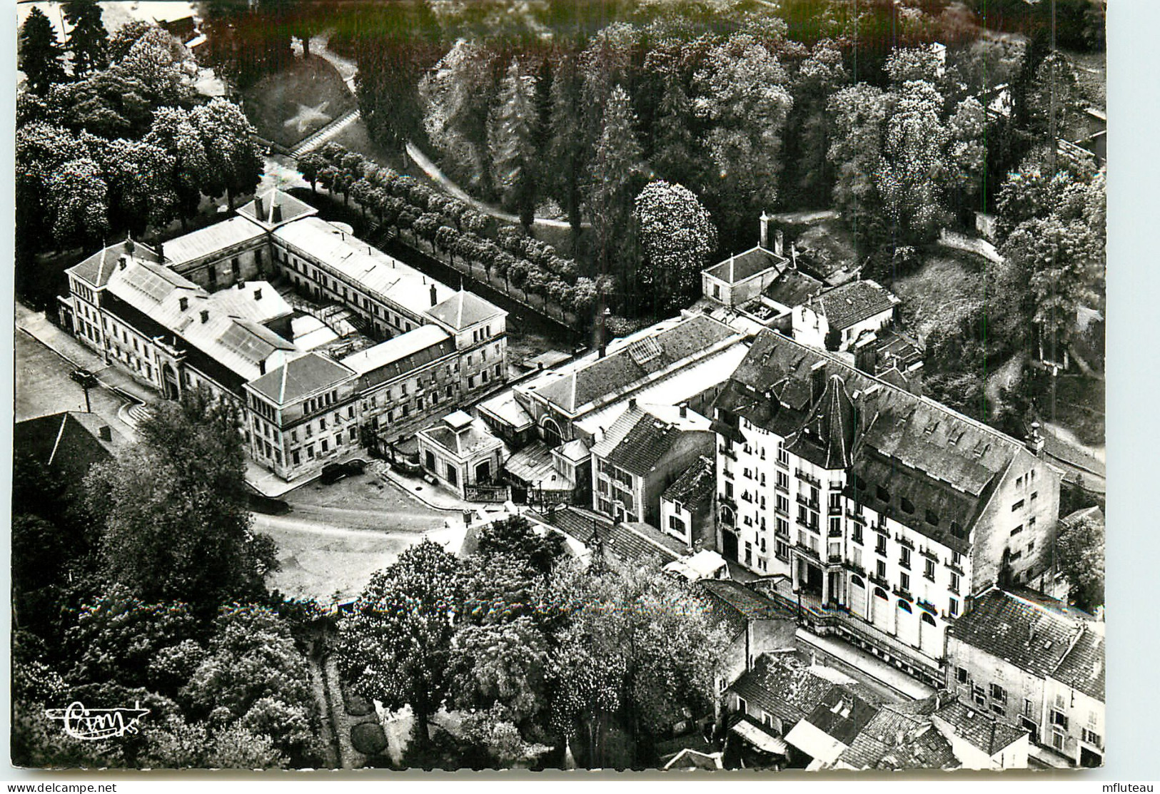 52* BOURBONNE LES BAINS  (CPSM10x15cm)                                           MA58-0646 - Bourbonne Les Bains