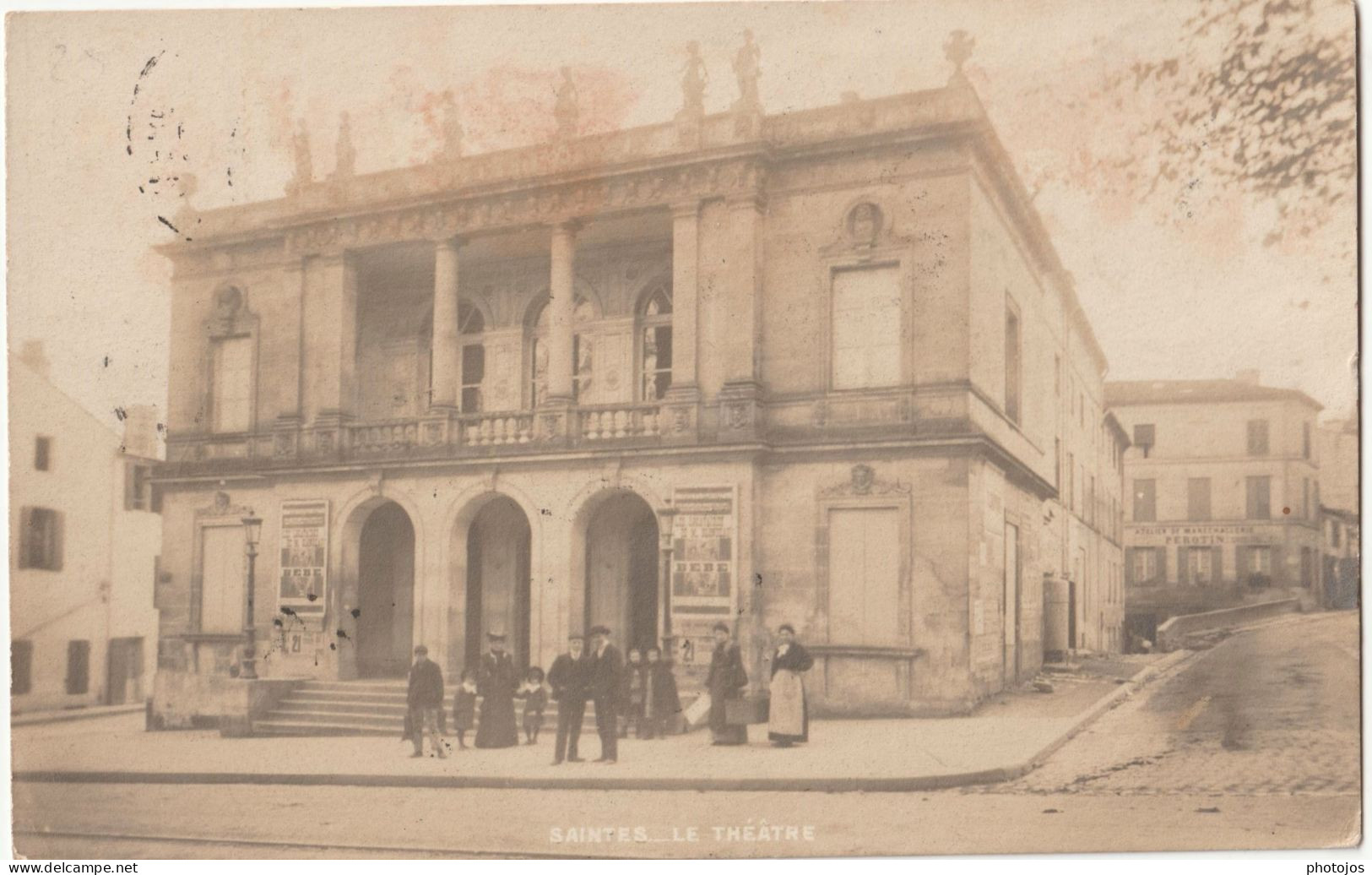 Carte Photo  Saintes (17)  Le Gallia  Théatre Et Cinéma Au Début Du 20ème Siècle   Petite Animatio,n - Lieux