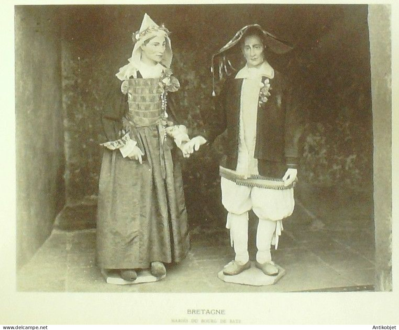 Costume Bretagne Bourg De Batz (44) Couple De Paysans Illustré Par Ch.Massin XXème - Célébrités