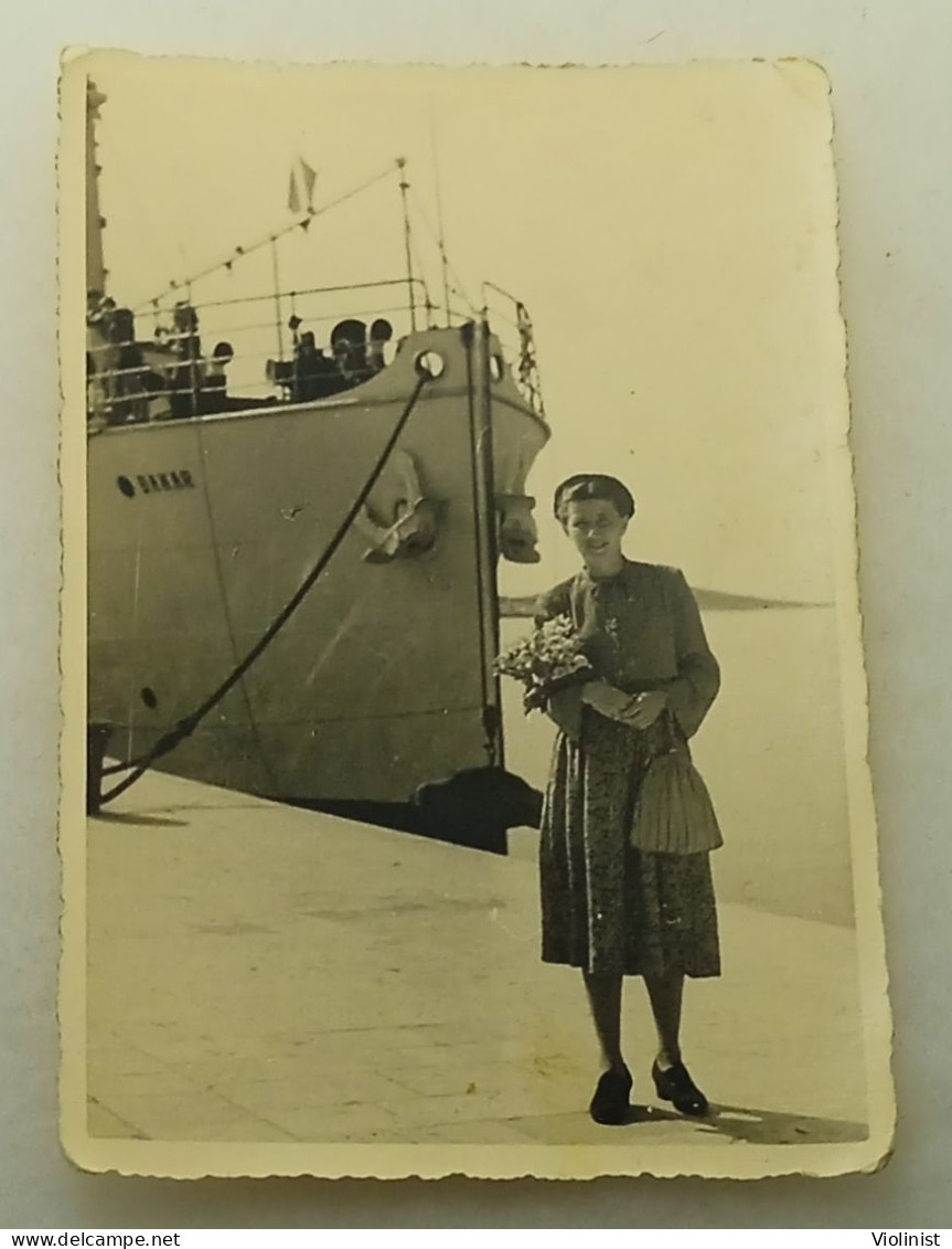 A Woman On The Dock Near The BAKAR Ship, Photo Benčić, Hvar, Croatia - Personnes Anonymes
