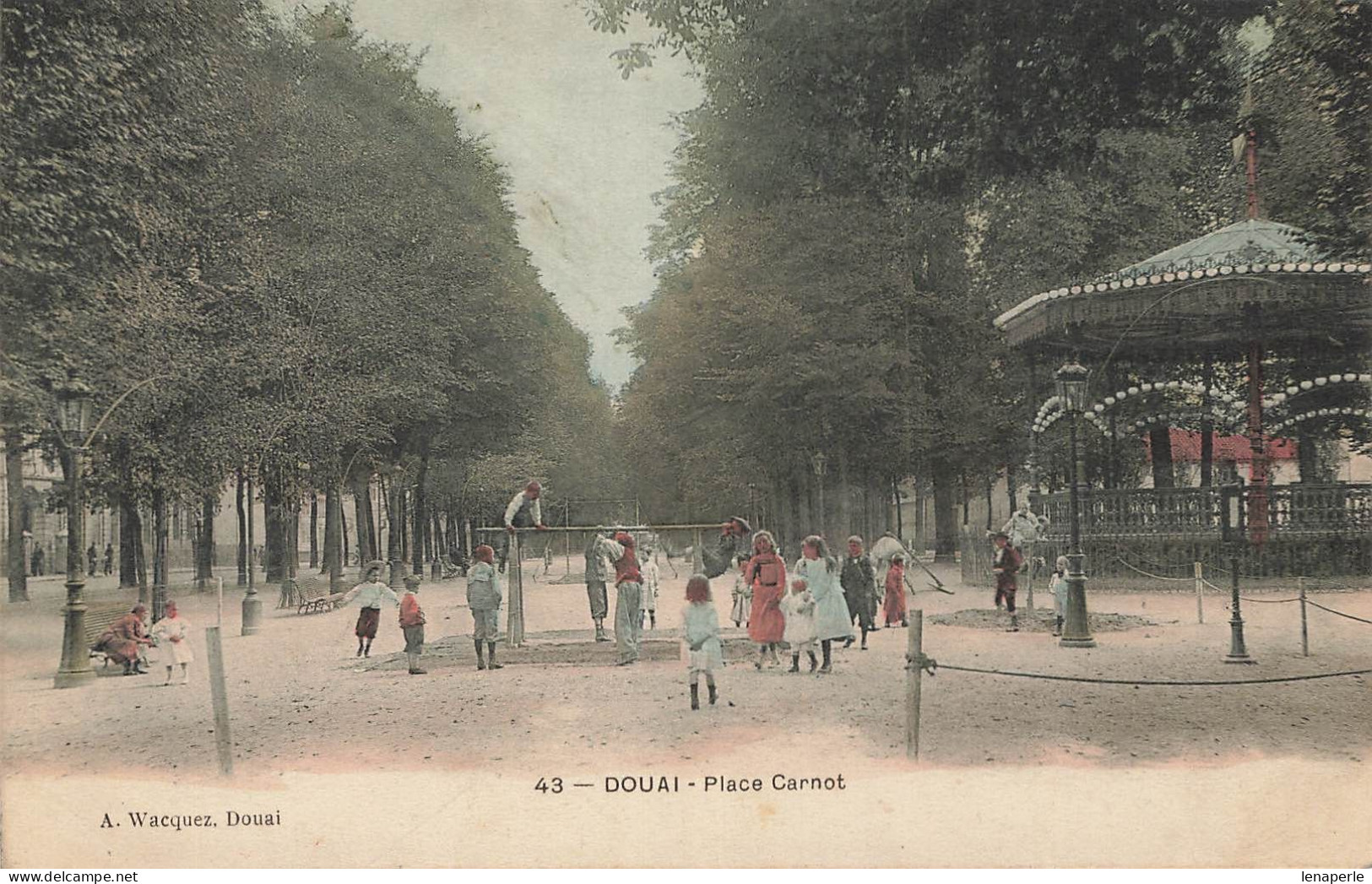 D4588 DOUAI Place Carnot - Douai