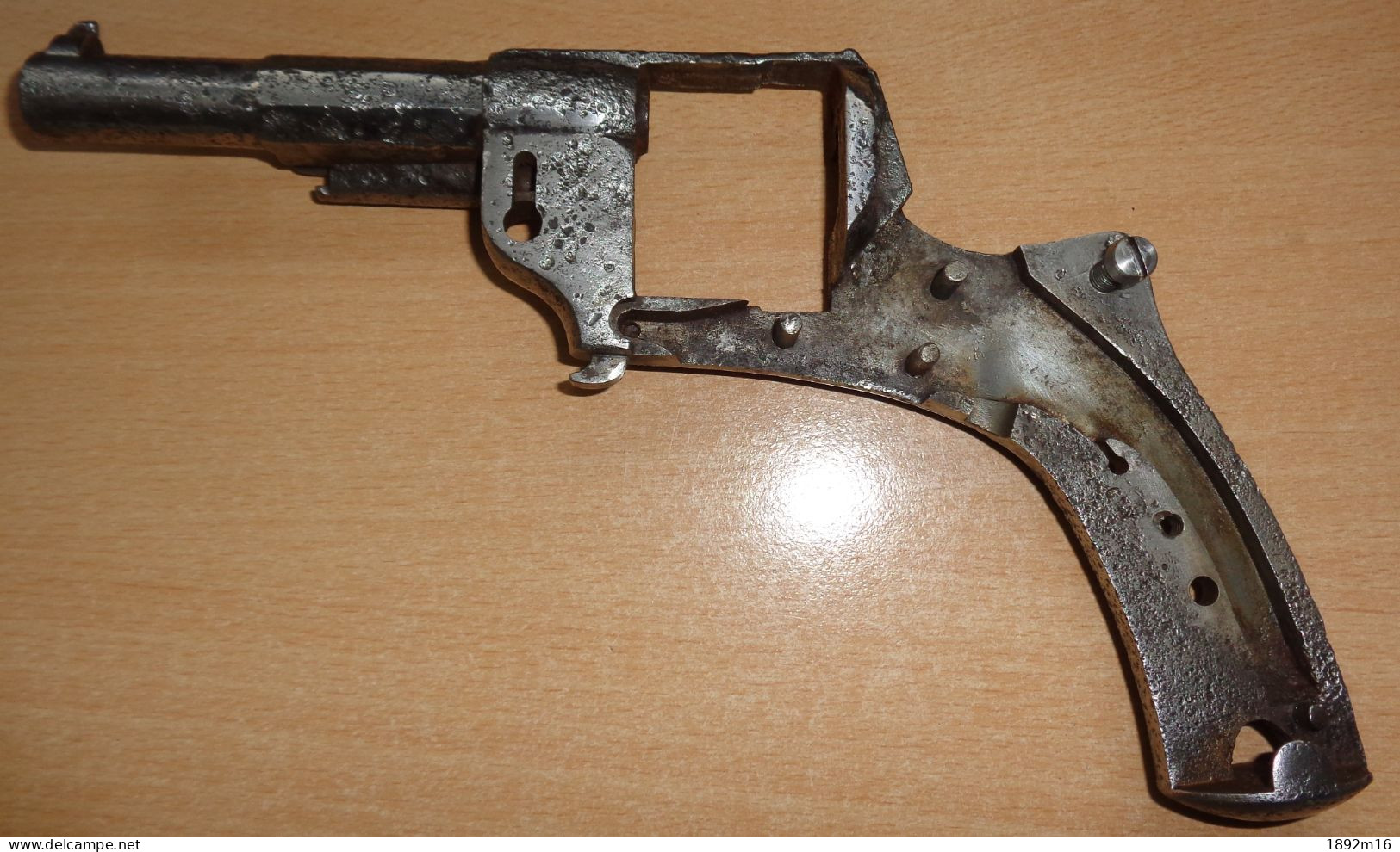 Carcasse De Revolver 1873 De Fouille - Armes Neutralisées