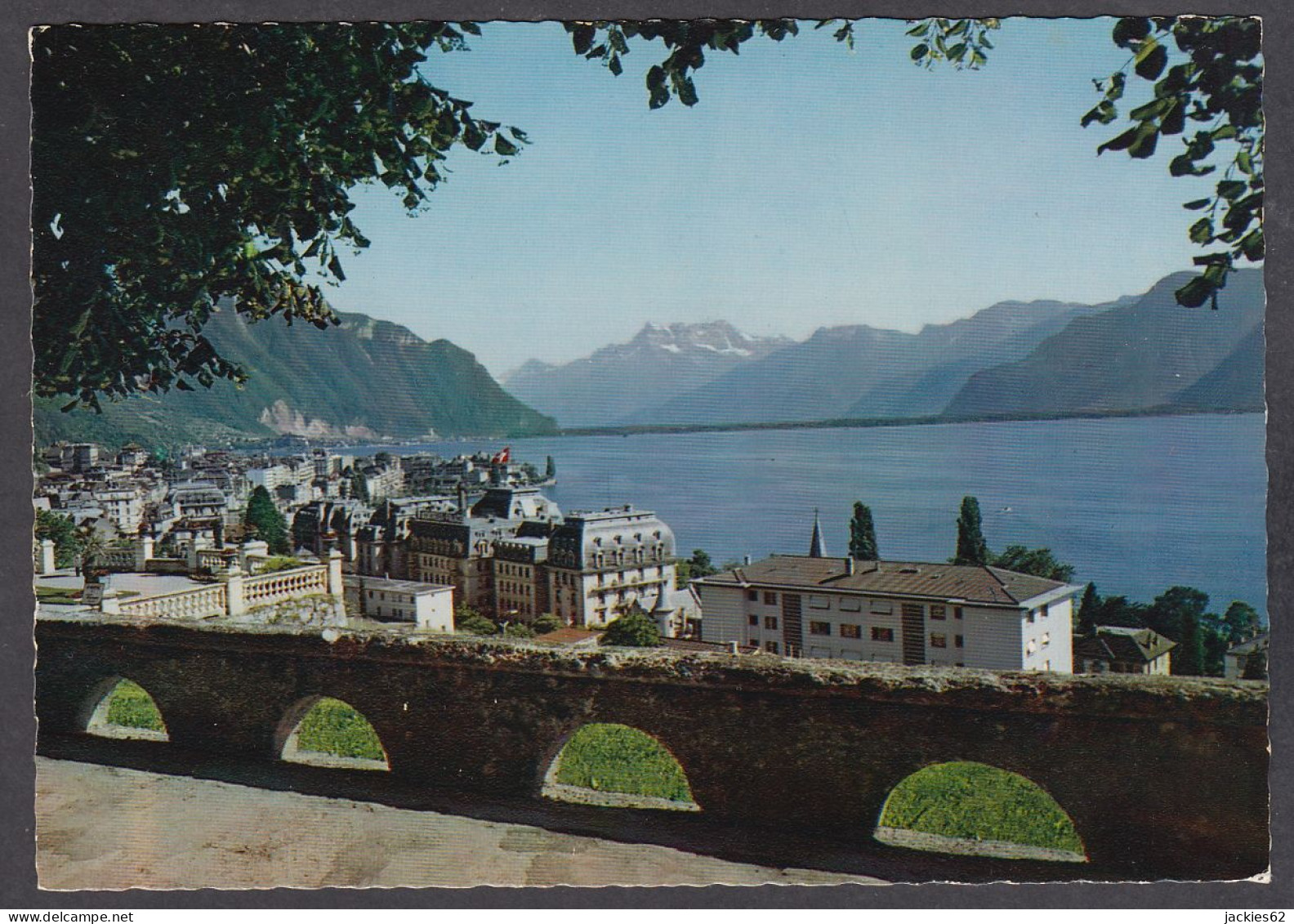 110216/ MONTREUX, Vue Générale Et Les Dents Du Midi - Montreux