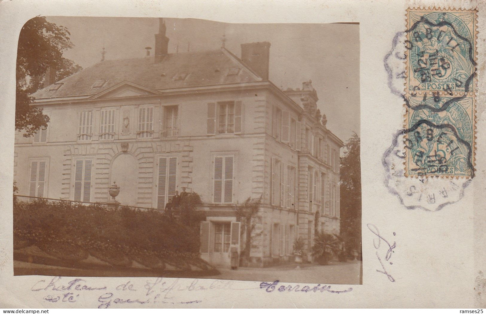 (260)  CPA Photo Grigny  Château De L' Arbalète - Grigny