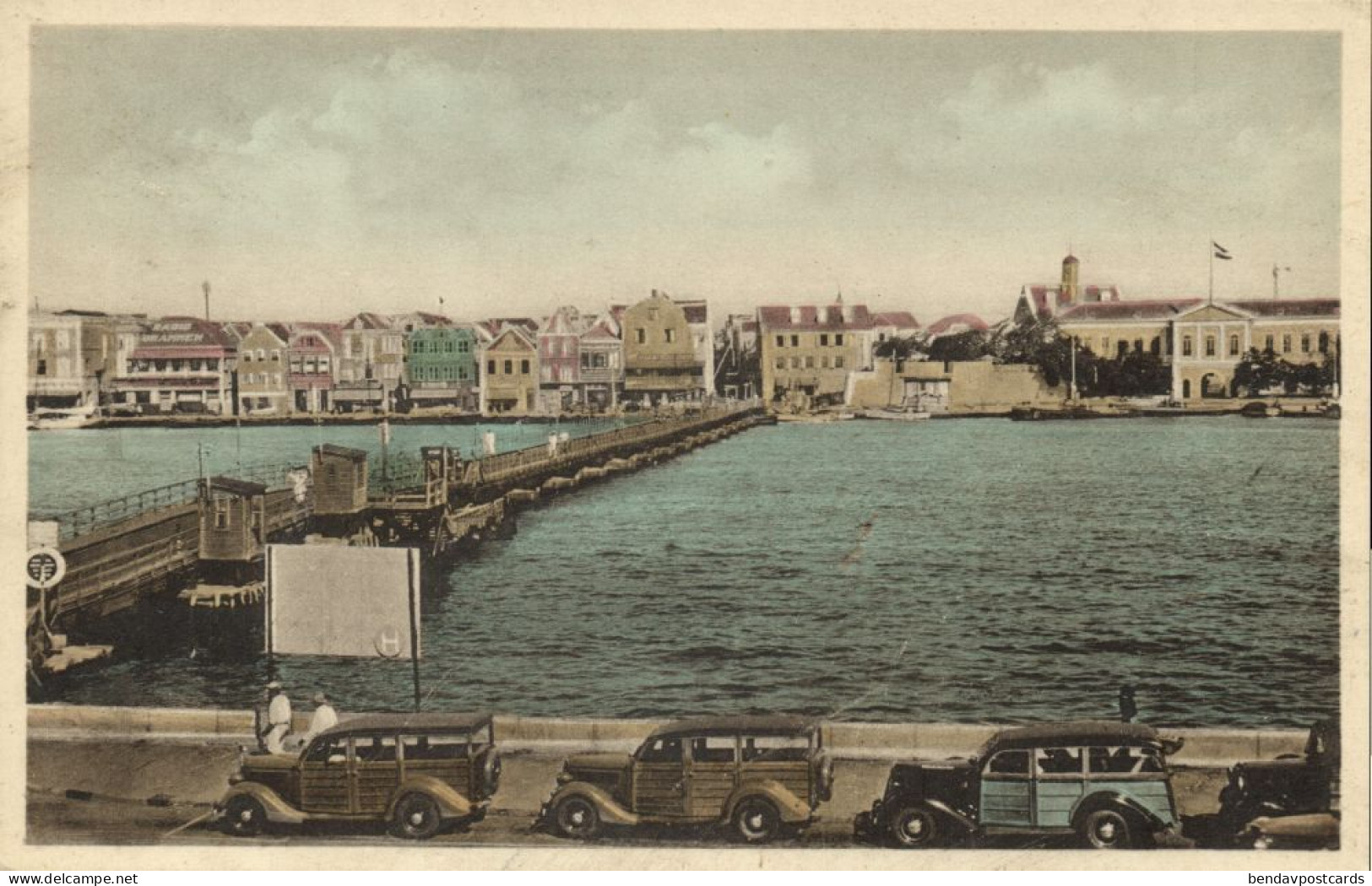 Curacao, D.W.I., WILLEMSTAD, Pontoon Bridge, Cars (1930s) Postcard - Curaçao