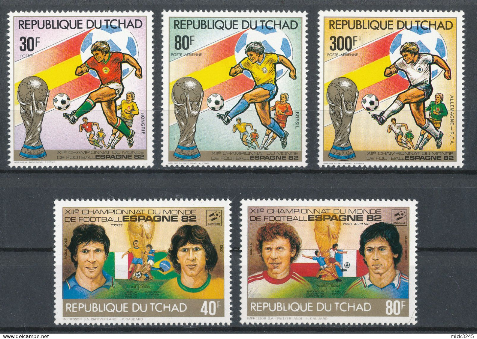 **Tchad N°235,236,246D,384 Et 399** Football - Chad (1960-...)