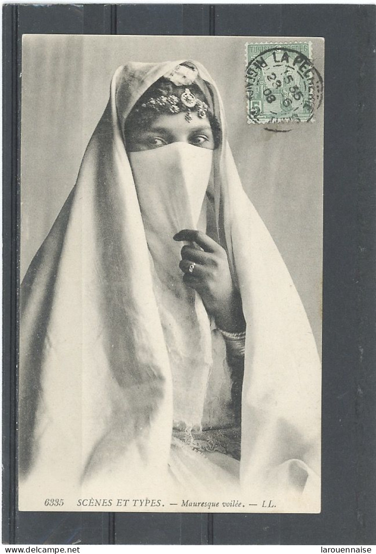 ALGÉRIE - SCÈNES ET TYPES -MAURESQUE VOILÉE - Femmes