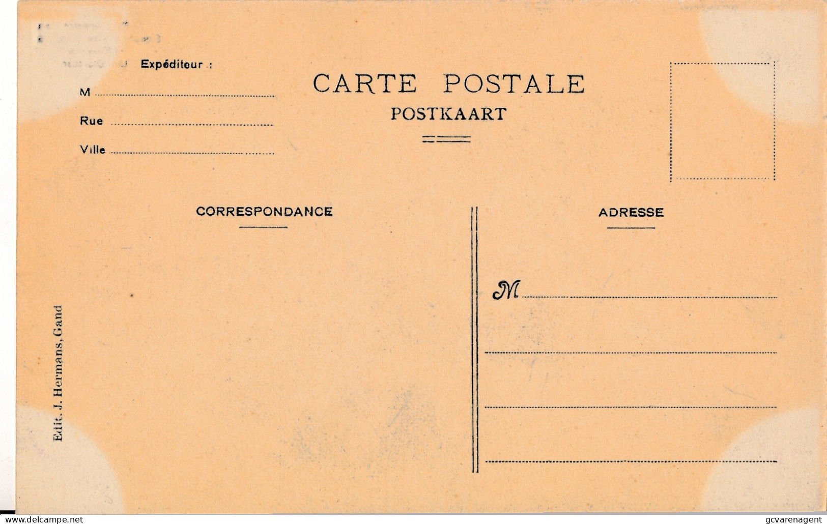 ZAFFELARE  PENSIONNAT DES SOEURS DE LA CHARITE     UN DORTOIR - Lochristi