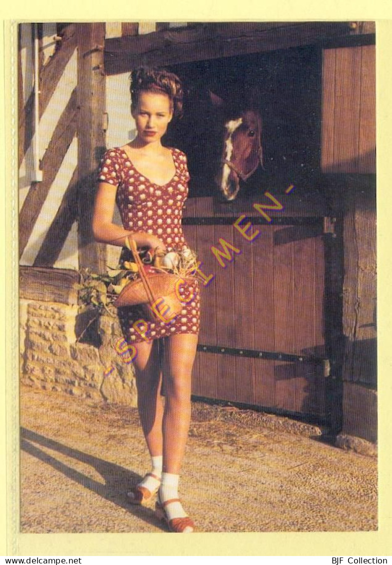 KOOKAI : Femme / Mannequin / Pin-Up / Printemps/Eté 1992 (voir Scan Et Description) - Pin-Ups