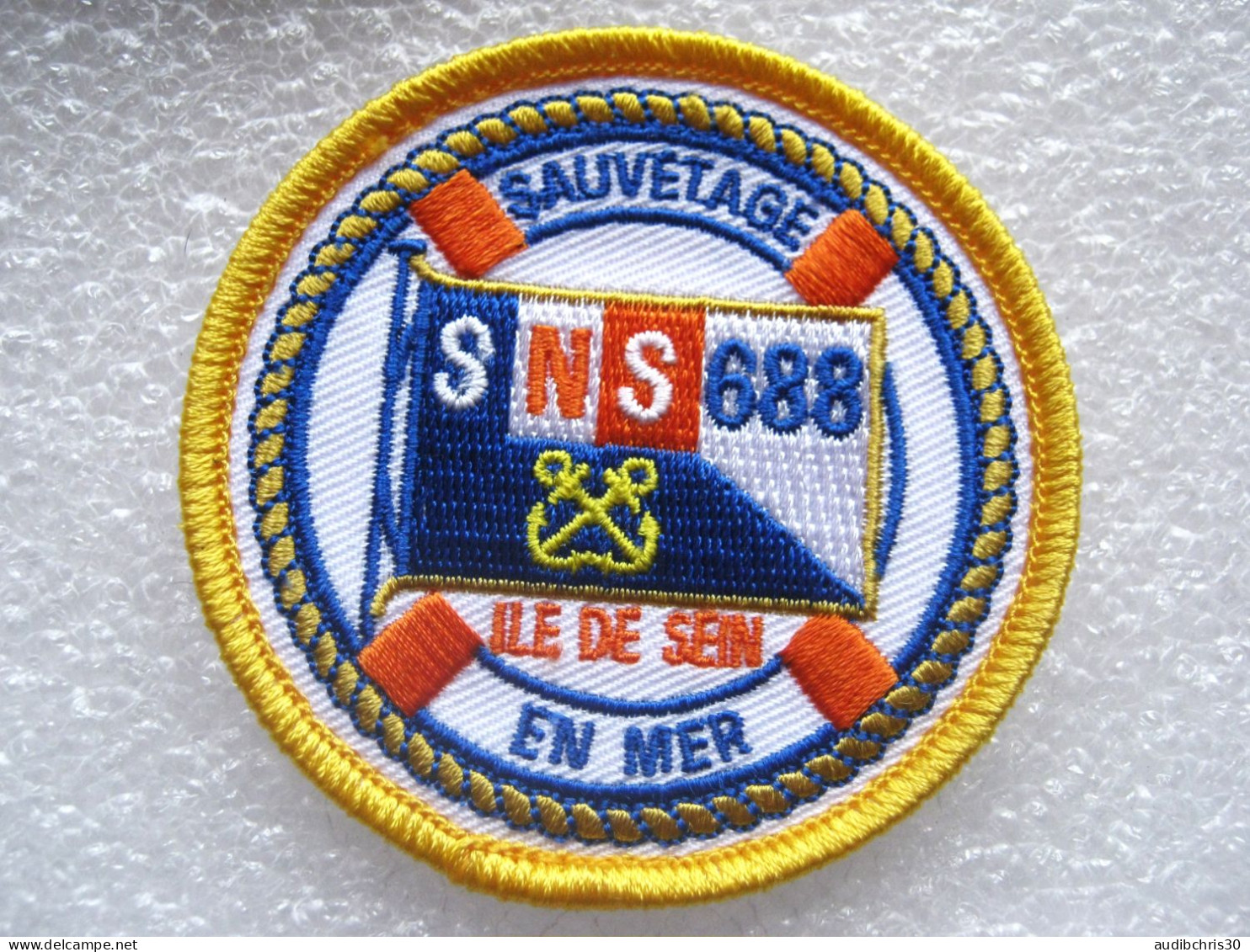 COLLECTION POMPIERS / SNSM / SNS 688 SAUVETAGE EN MER ILE DE SEIN 70MM - Pompieri