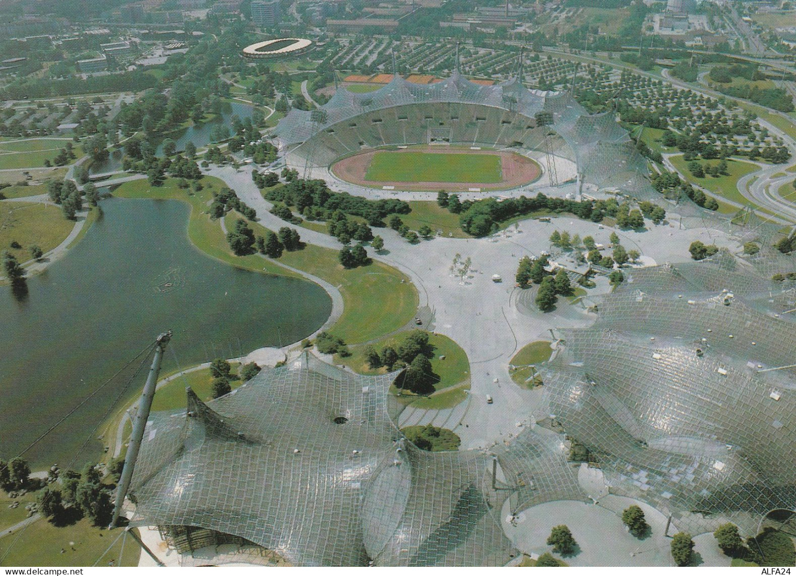 CARTOLINA STADIO MUNICH OLIMPIADI (MH28 - Estadios