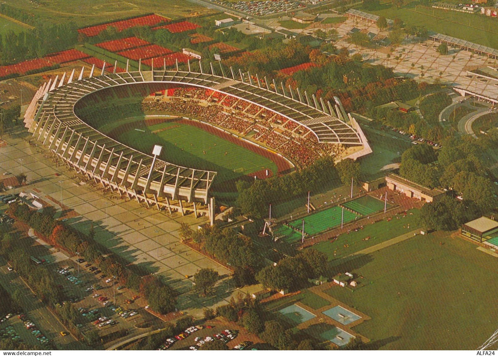 CARTOLINA STADIO DUSSELDORF (MH23 - Stadiums