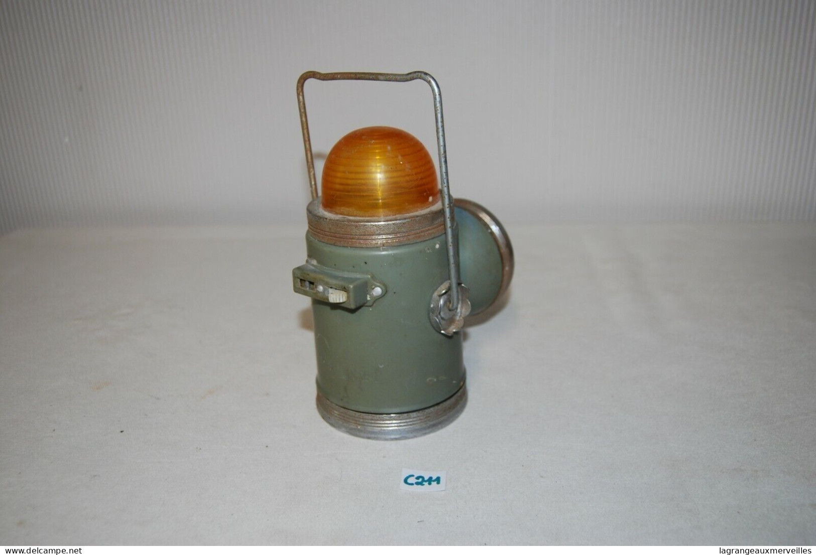 C211 Ancienne Petite Lampe De Secours - VIDOR - Chemin De Fer - Chemin De Fer