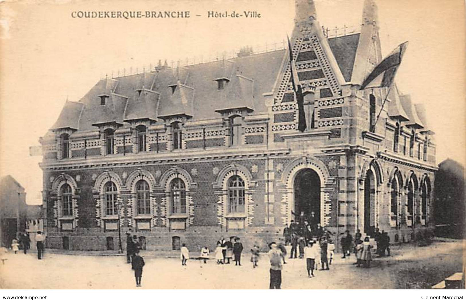 COUDEKERQUE BRANCHE - Hôtel De Ville - Très Bon état - Coudekerque Branche