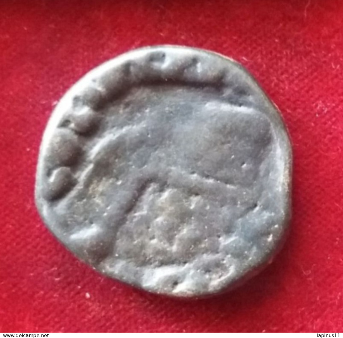 COIN ANCIENT UNCLASSIFIED ROMAN COIN? GREEK? CELTIC? PHENICIA? BYZANTINE? 2.7 CM DIAMETER 10 G - Otros & Sin Clasificación