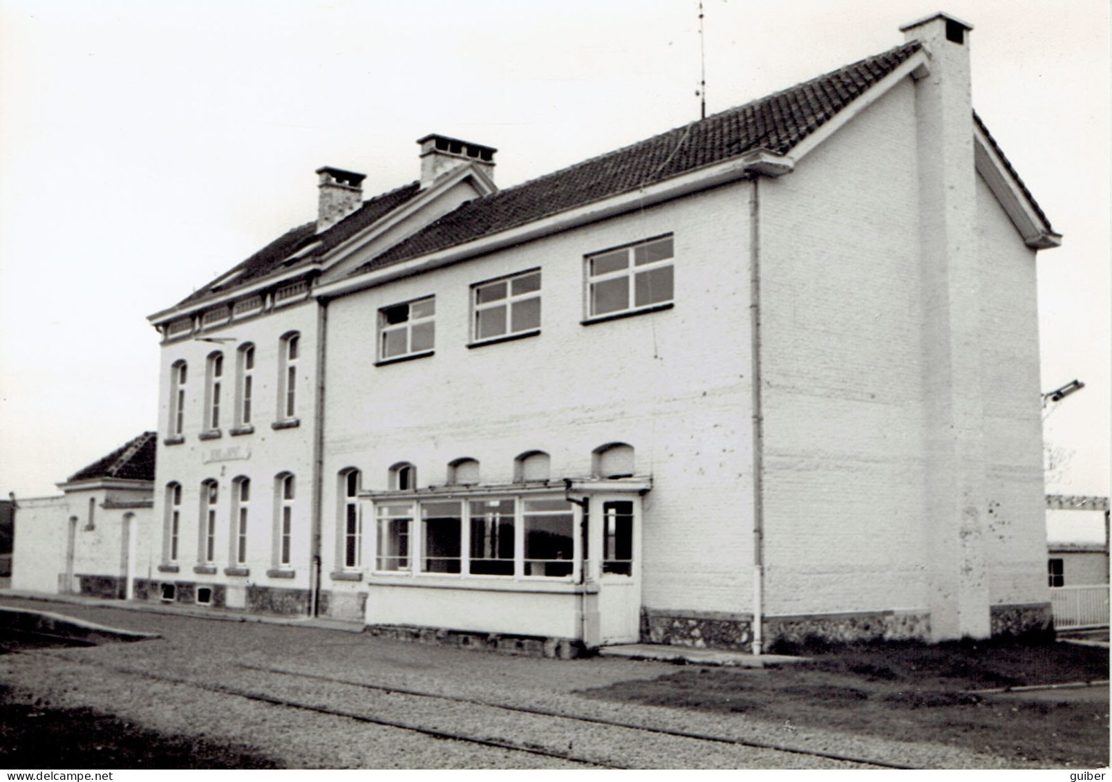 Buvrinnes La Gare Du Chemin De Fer  10X15 - Binche