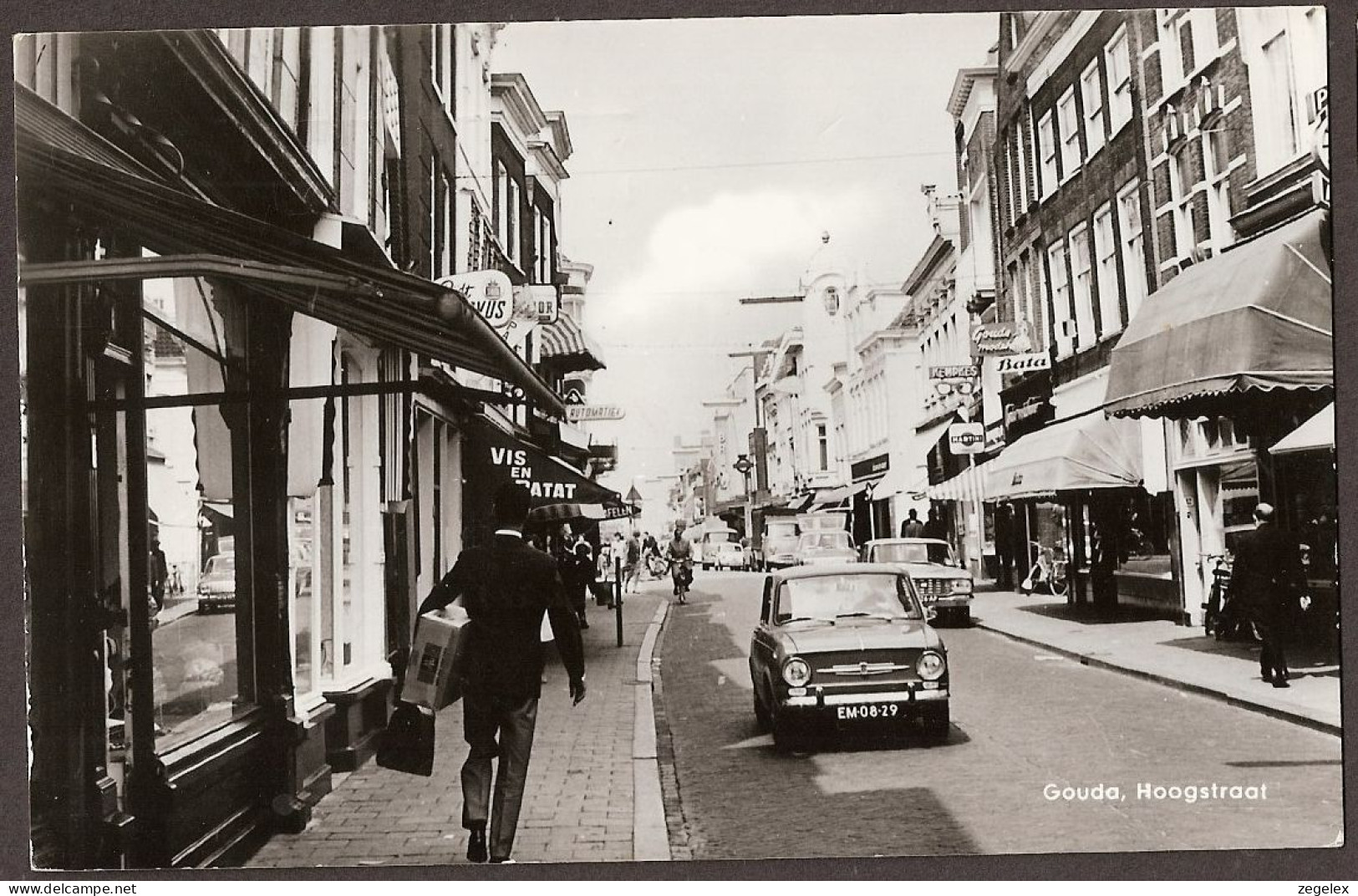 Gouda - Hoogstraat - Fiat - Schoenwinkel, Fish And Chips - Gouda