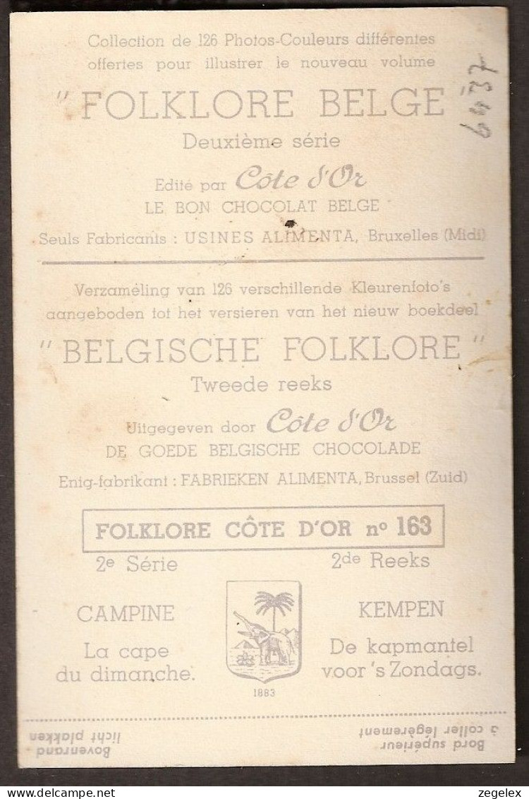 Femme Avec Le Bible. Folklore Belge.  Deuxième Série De Cote D'Or Chocolat Belge.  - Côte D'Or