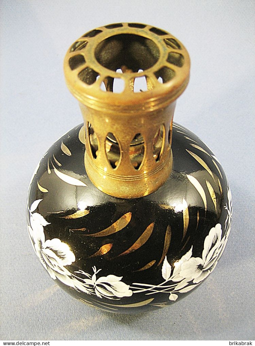 LAMPE BERGER REVOL EN PORCELAINE NOIRE & OR + Parfum Odeur - Other & Unclassified