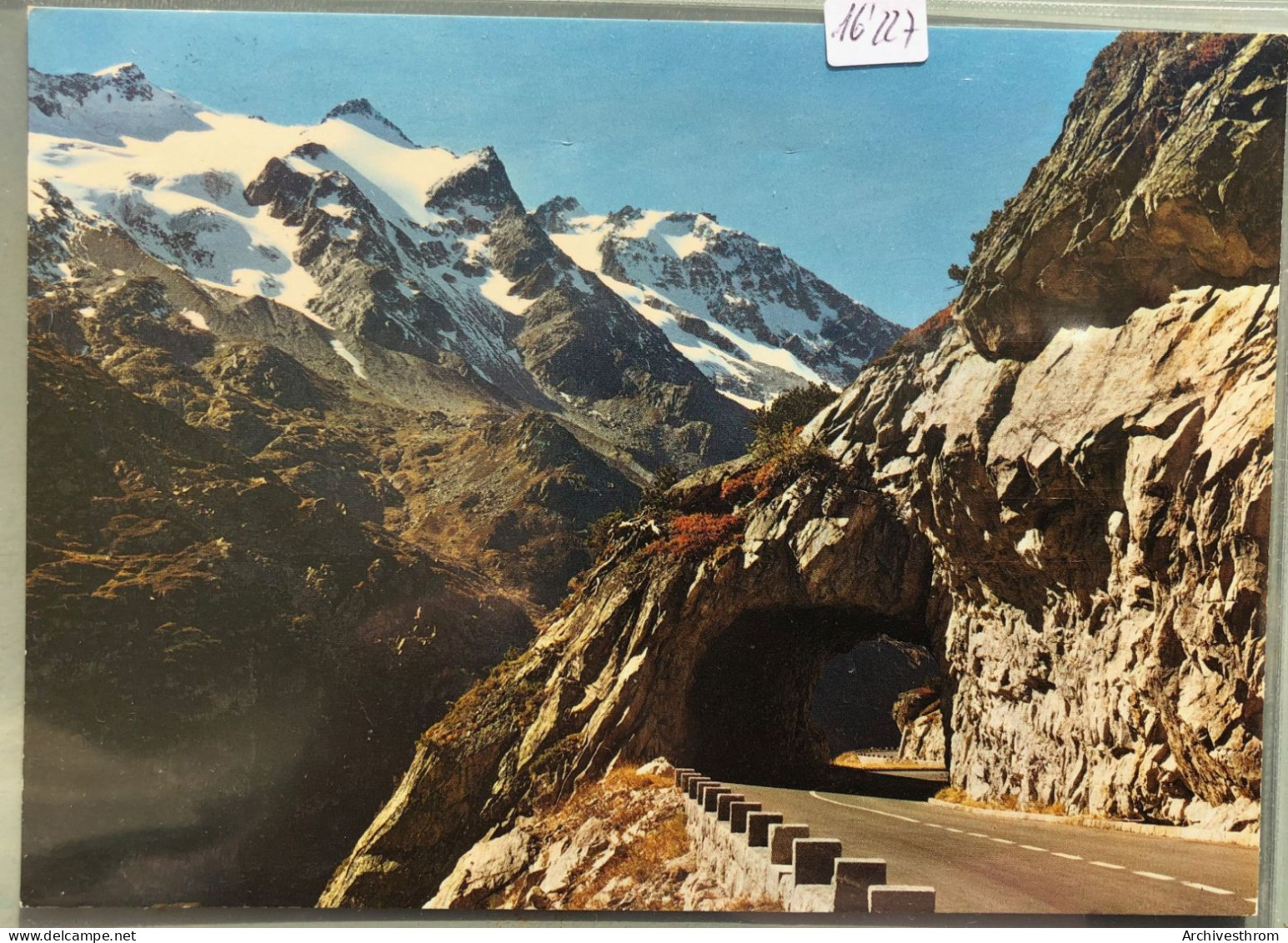 Sustenpass-Strasse - Giglistock, Graue Stöckli (16'227) - Wassen