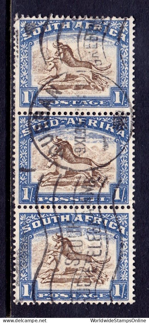 South Africa - Scott #62 - Strip/3 - Used - Cnr. Crease UL Top Stamp - SCV $19 - Timbres-taxe