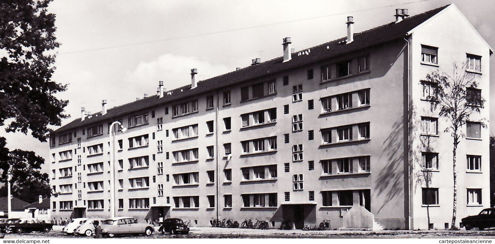 19340 / THOIRY 78-Yvelines Multivues Hotel SAVOIE Commerces Mairie Traction CPSM 1950s MIGNON 6420 Seine-Oise - Thoiry
