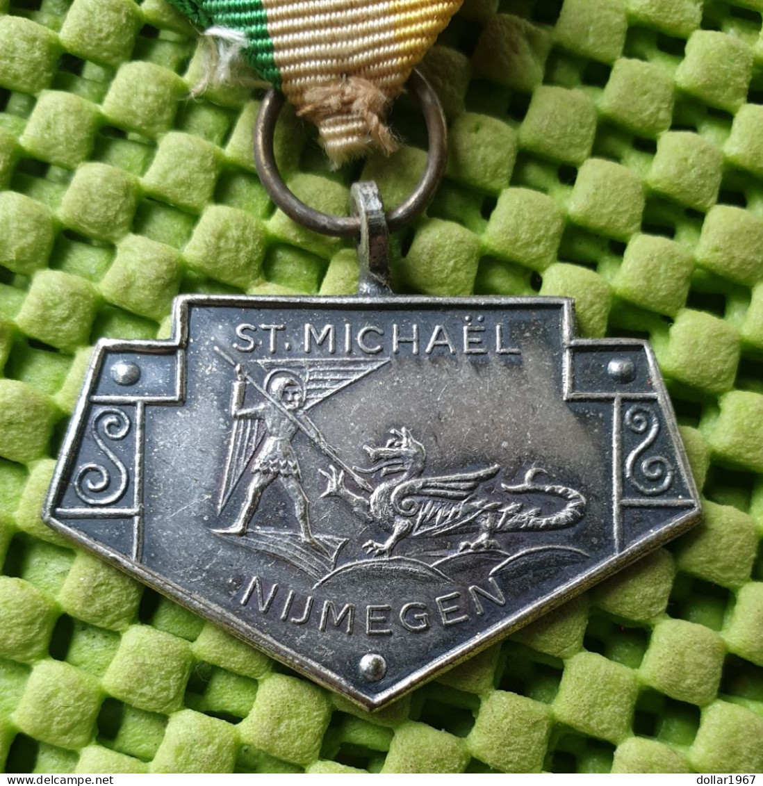 Medaile : .St. Michaël Nijmegen . -  Original Foto  !!  Medallion  Dutch - Sonstige & Ohne Zuordnung