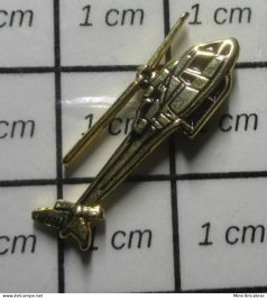 1718A Pin's Pins / Beau Et Rare / AVIATION / PETIT HELICOPTERE METAL JAUNE AEROSPATIALE - Avions