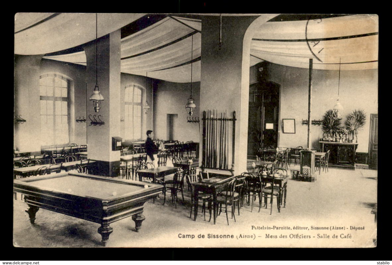 BILLARD - SALLE DE JEUX ET DE CAFE DU MESS DES OFFICIERS DU CAMP DE SISSONNE - CHAISES THONET - Sonstige & Ohne Zuordnung