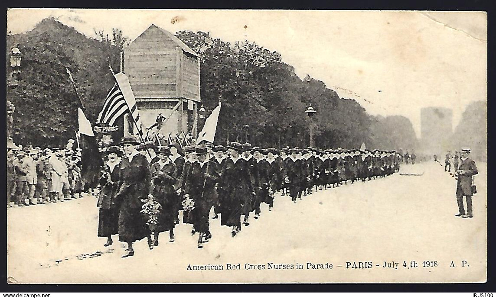 DÉFILÉ DES INFIRMIÈRES DE LA CROIX-ROUGE AMÉRICAINE - PARIS 1918 - - Croix-Rouge