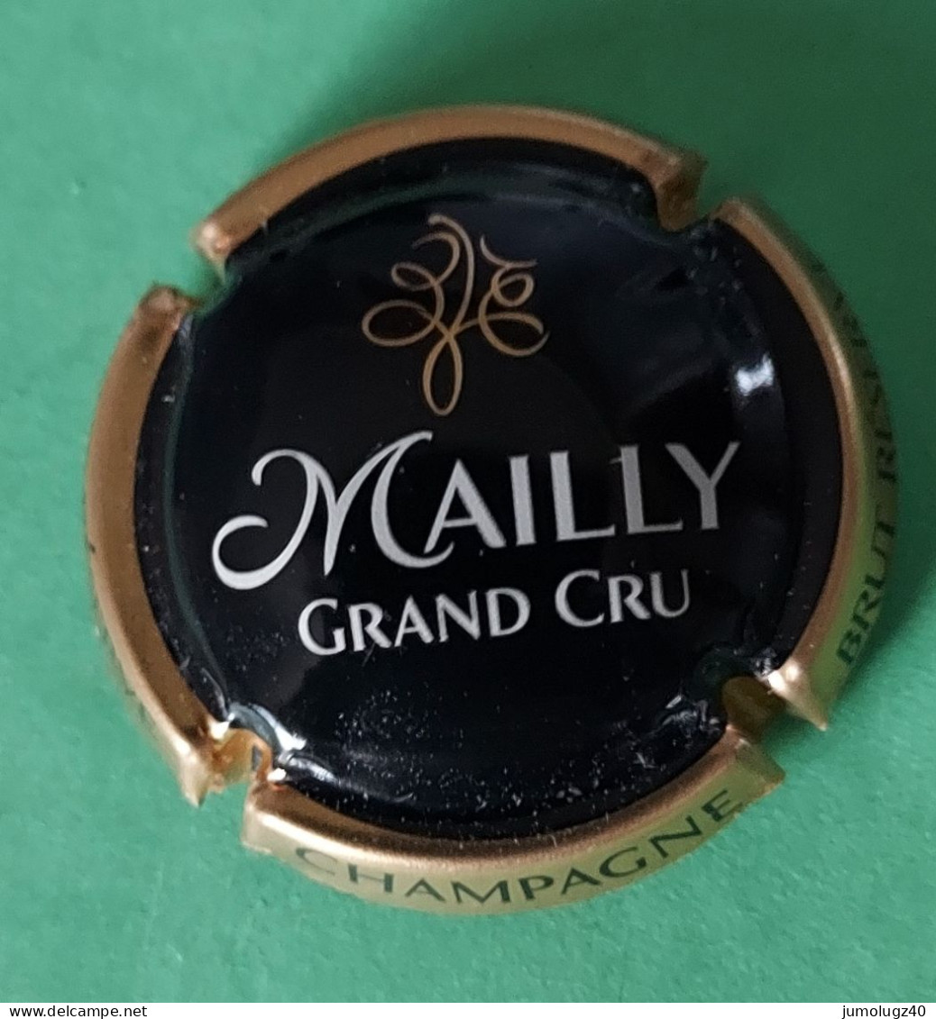 Capsule Champagne Mailly Noir - Lanson