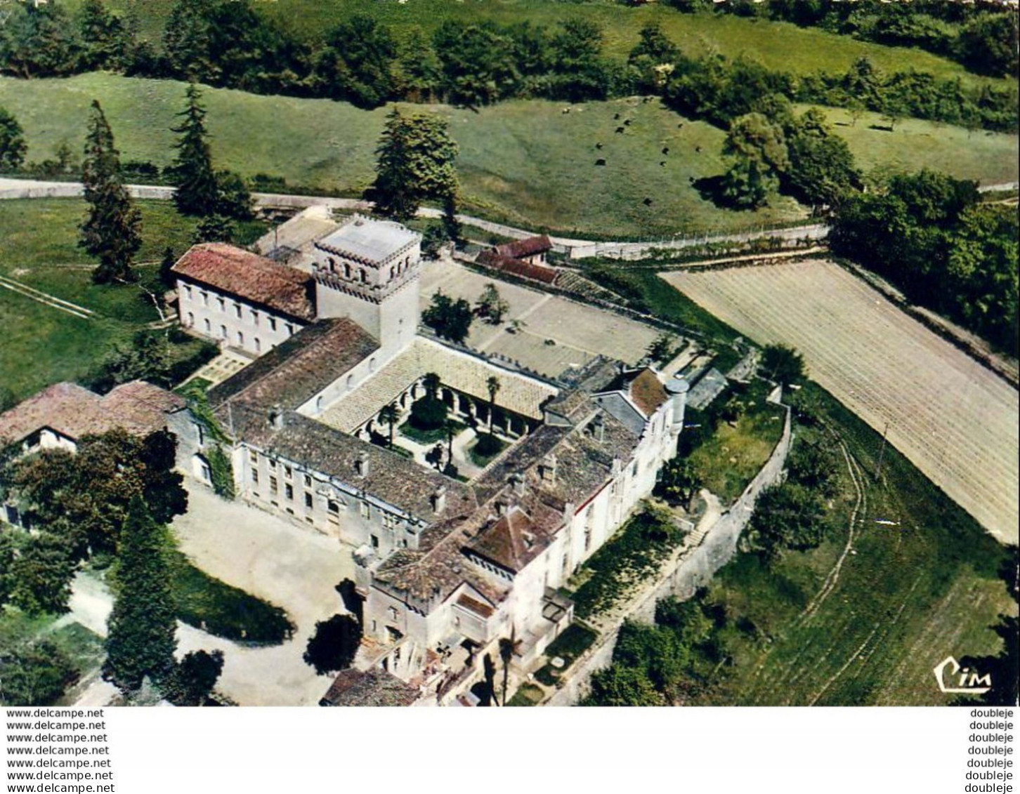 D33  AUROS  Vue Aérienne Abbaye Cistercienne Ste Marie Du Rivet - Langon