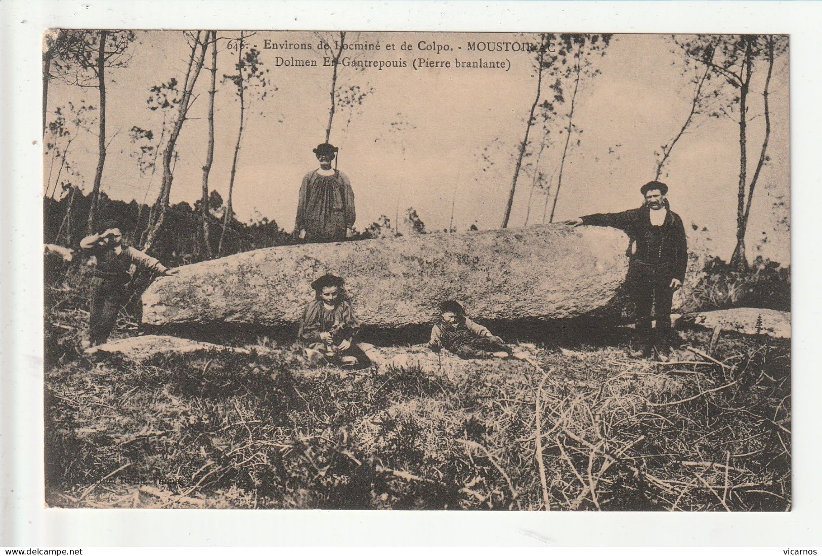 CP 56 MOUSTON Dolmen En Gantrepouis (Pierre Branlante) - Locmine