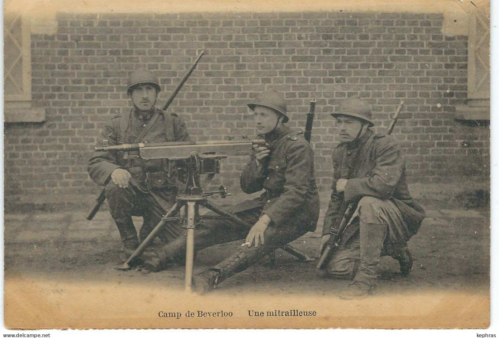 Camp De BEVERLOO : Une Mitrailleuse - Armée Belge - RARE VARIANTE - Leopoldsburg (Camp De Beverloo)