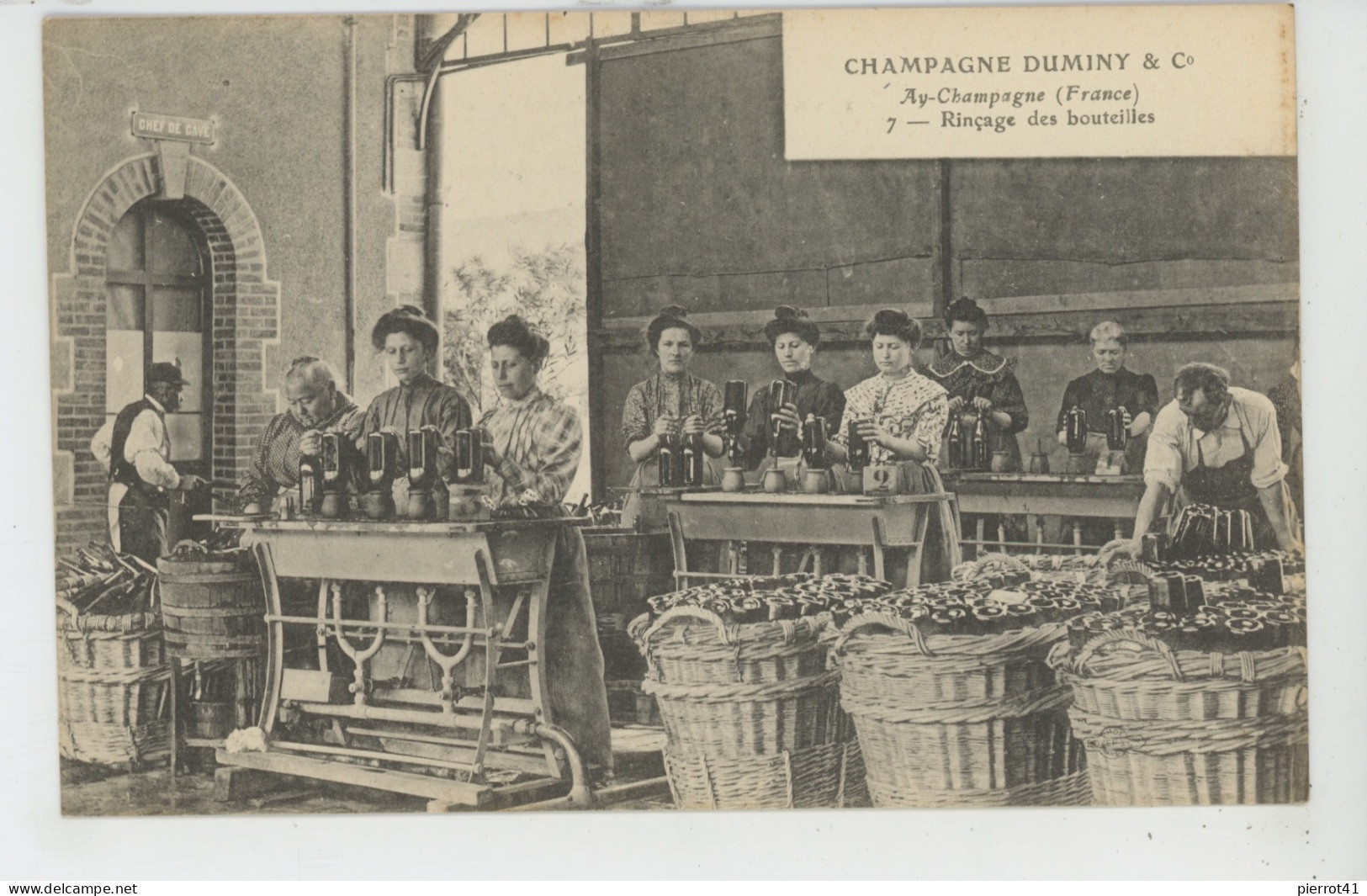 AY CHAMPAGNE - CHAMPAGNE DUMINY & Co - Rinçage Des Bouteilles - Ay En Champagne