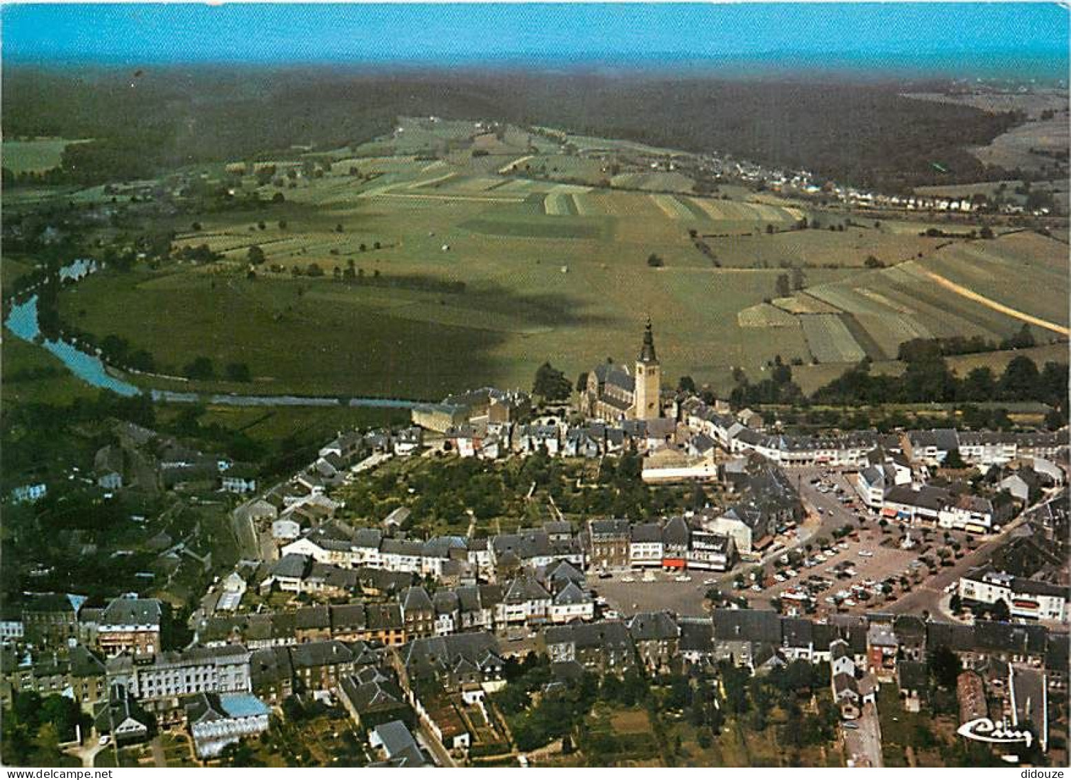 Belgique - Florenville - Vue Générale Aérienne - CPM - Voir Scans Recto-Verso - Florenville