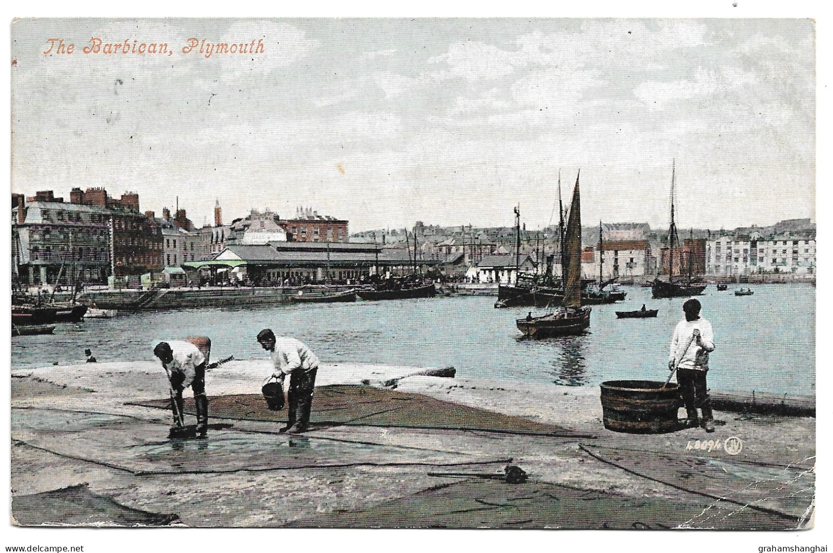 Postcard UK England Devon Plymouth The Barbican Harbour Quay Men Cleaning Fishing Nets Posted 1906 - Plymouth