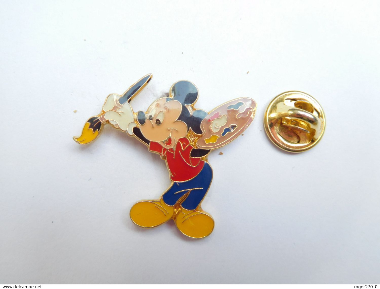 Beau Pin's , Disney , Mickey Peintre , Signé Disney Arthus Bertrand , Grosses Lettres - Disney