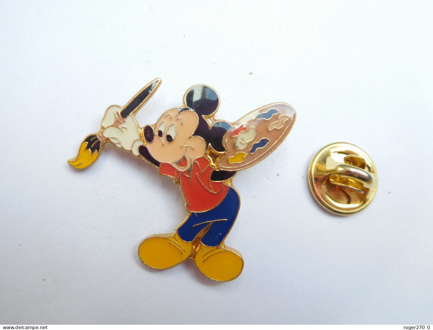 Beau Pin's , Disney , Mickey Peintre , Signé Disney Arthus Bertrand , Petites Lettres - Disney