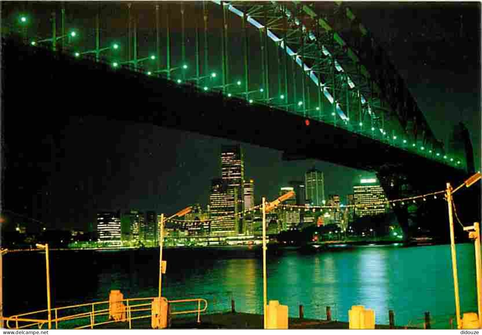 Australie - Sydney - Harbour Bridge And City Skyline From Luna Park - CPM - Voir Scans Recto-Verso - Sydney