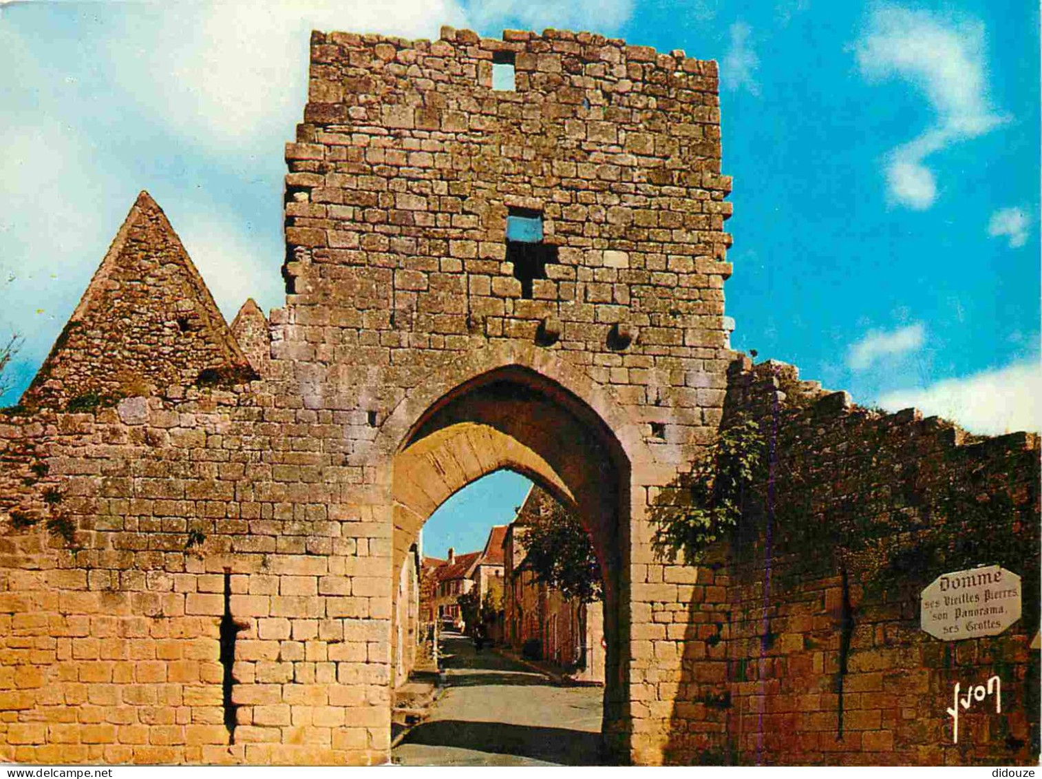 24 - Domme - Porte Delbos - CPM - Voir Scans Recto-Verso - Domme