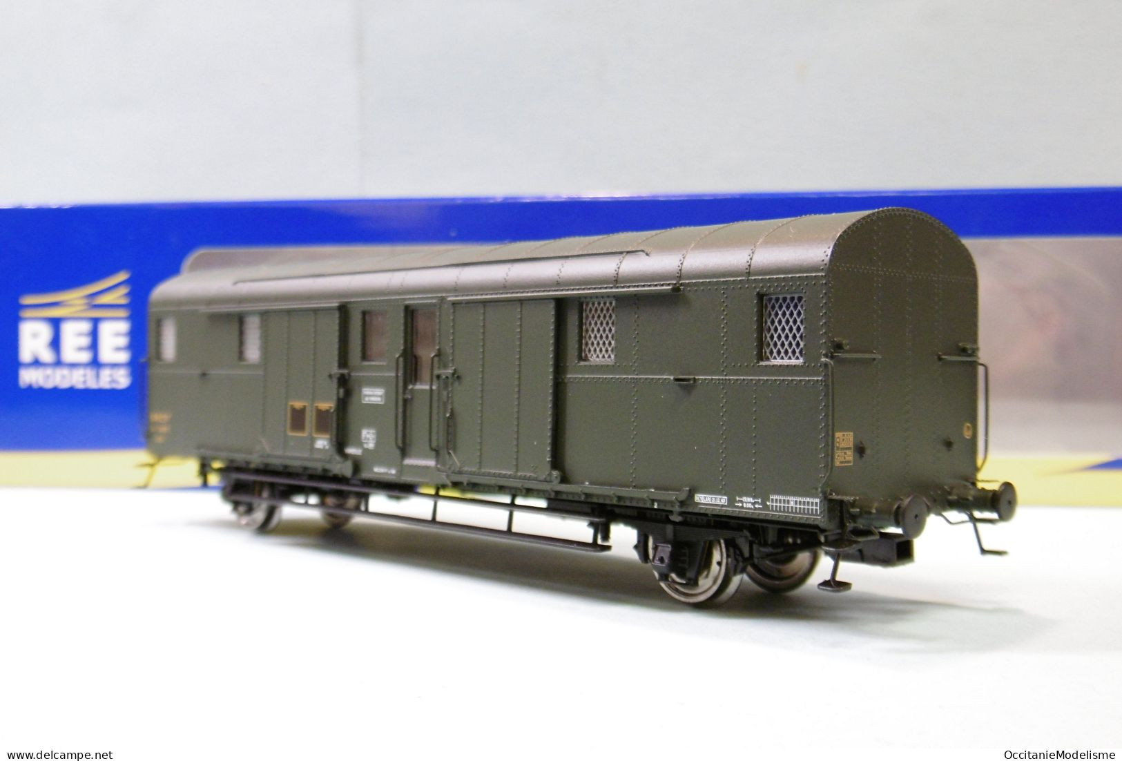 REE - Fourgon OCEM 32 Sud-Est SNCF Sans Feux ép. III/ IV Réf. VB-328 Neuf NBO HO 1/87 - Wagons Voor Passagiers