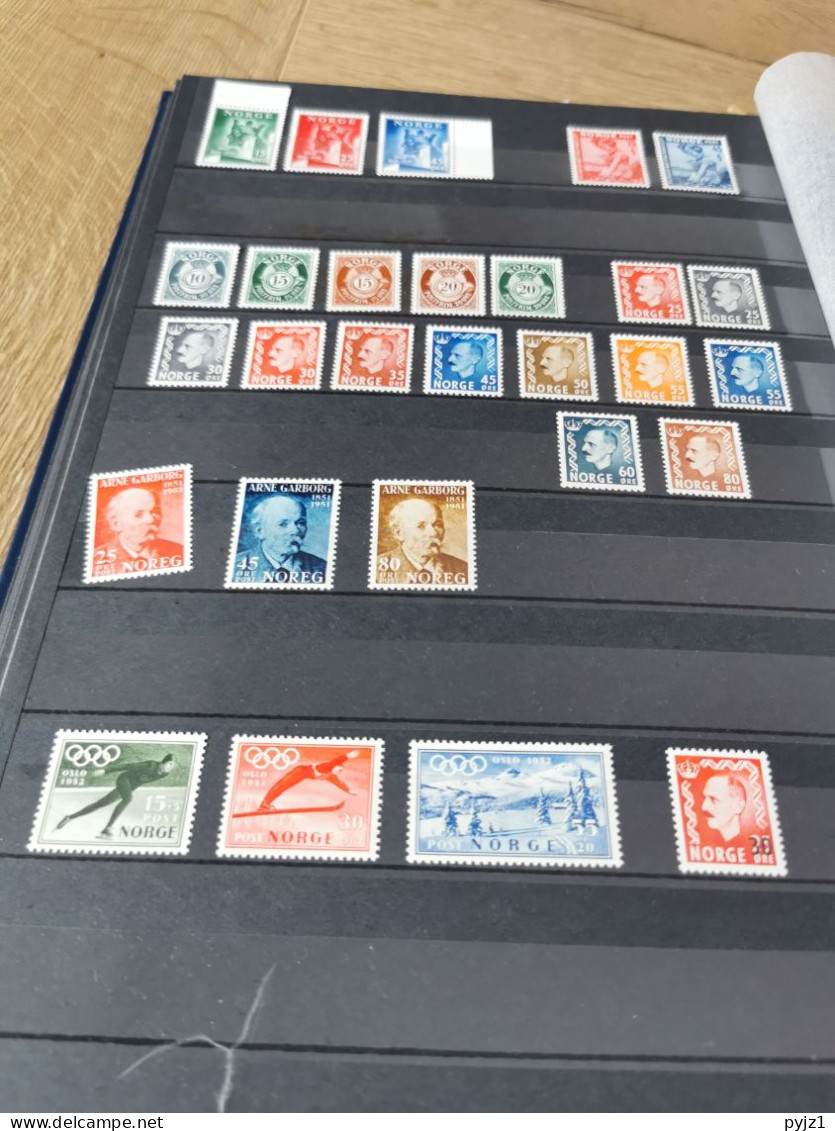 Norway 1945-1998 MNH In Stockbook. - Sammlungen (im Alben)