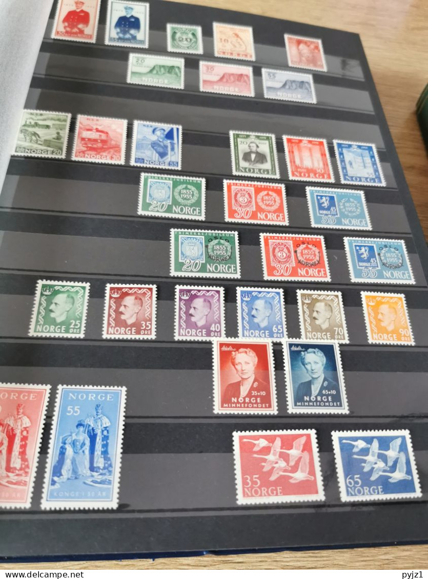 Norway 1945-1998 MNH In Stockbook. - Sammlungen (im Alben)