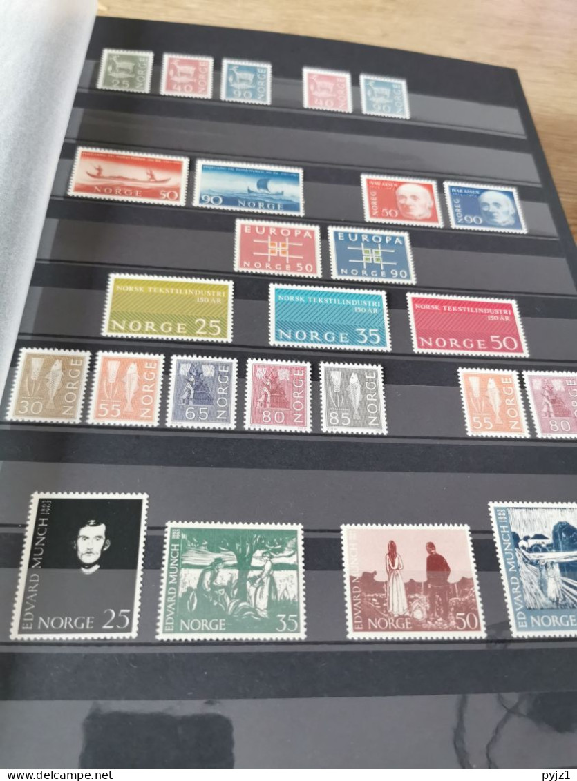 Norway 1945-1998 MNH in stockbook.